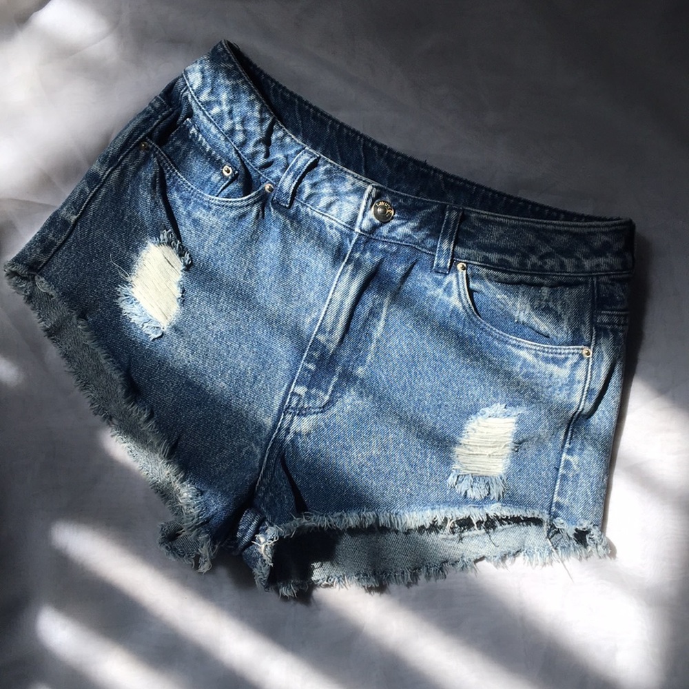 H&M DIVIDED High Waisted Denim Shorts
